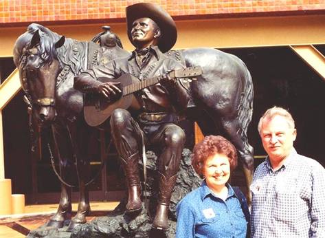 Millie & Deadman at Autry Museum 2002NL